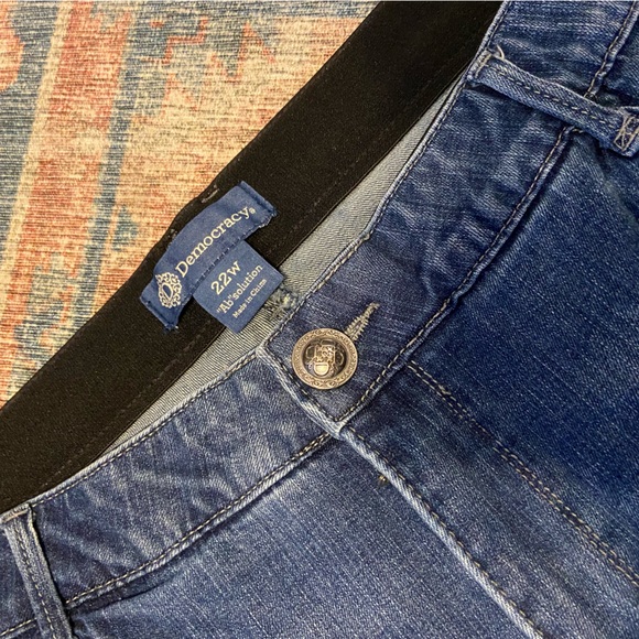 Democracy “Ab”solution Straight Leg Distressed Jeans Size 22W - Picture 2 of 6